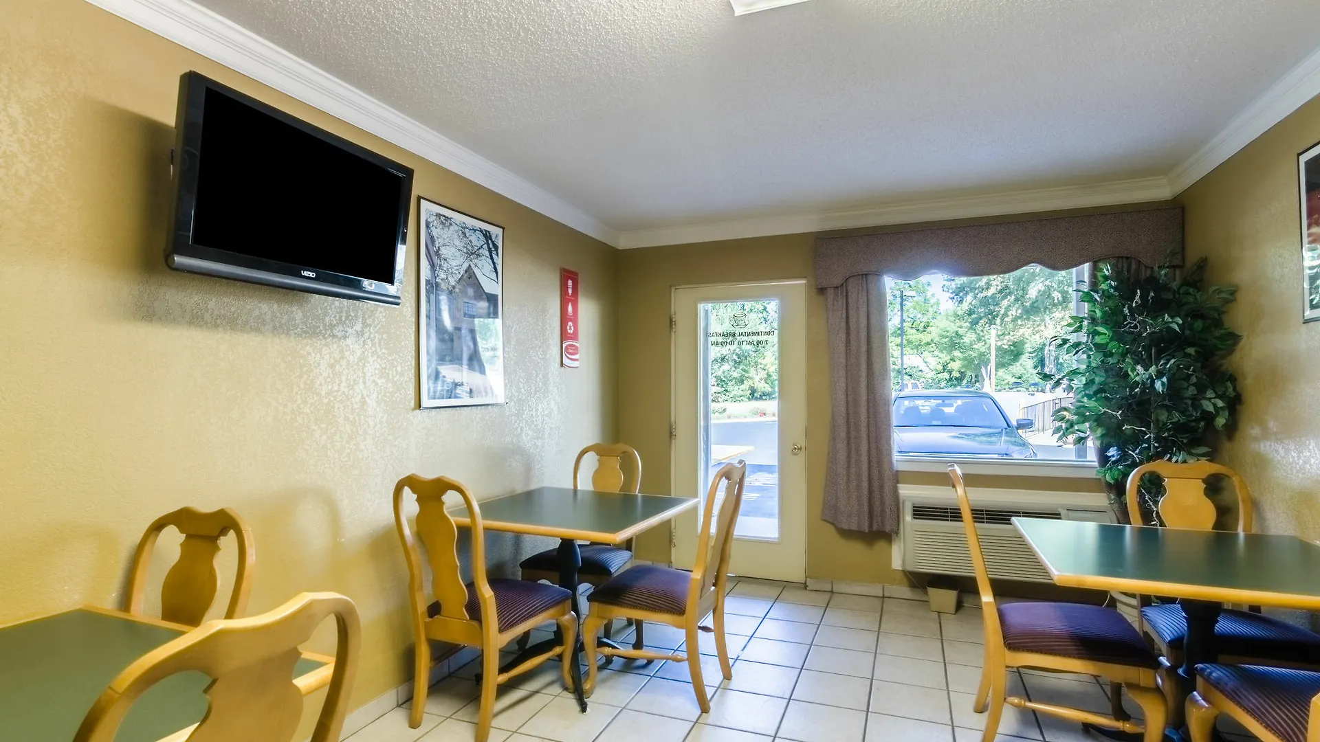 Econo Lodge Historic Area Williamsburg
