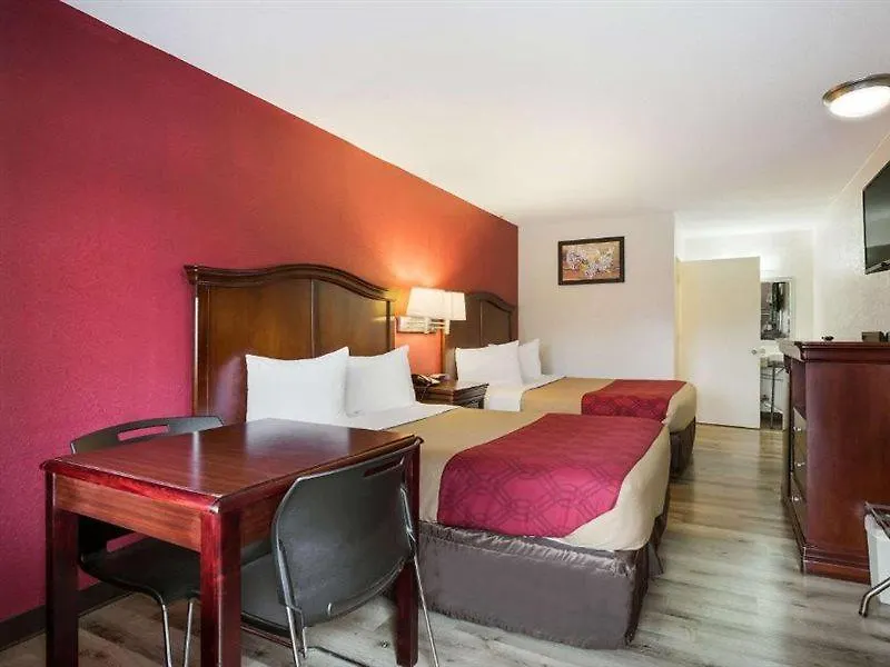 Econo Lodge Historic Area Williamsburg United States