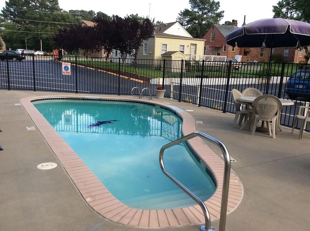 Econo Lodge Historic Area Williamsburg