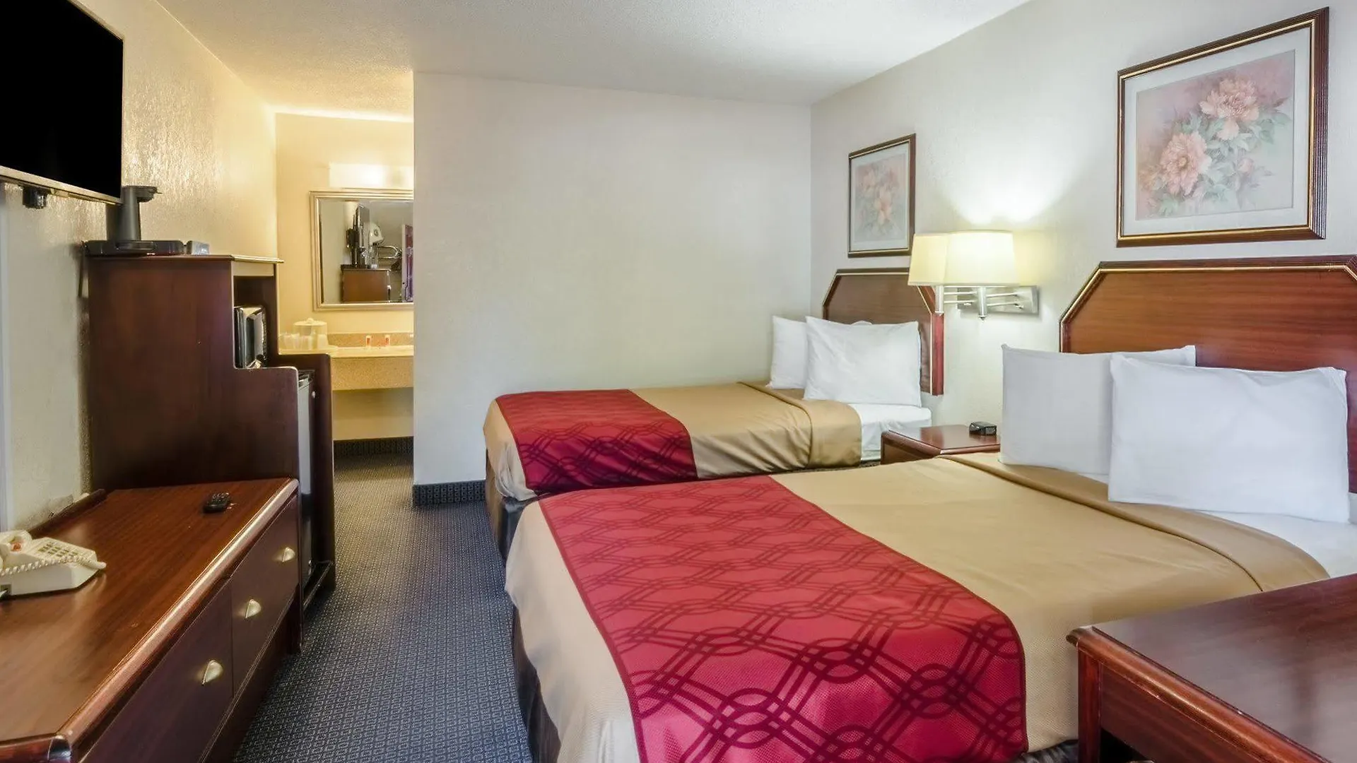 Econo Lodge Historic Area Williamsburg