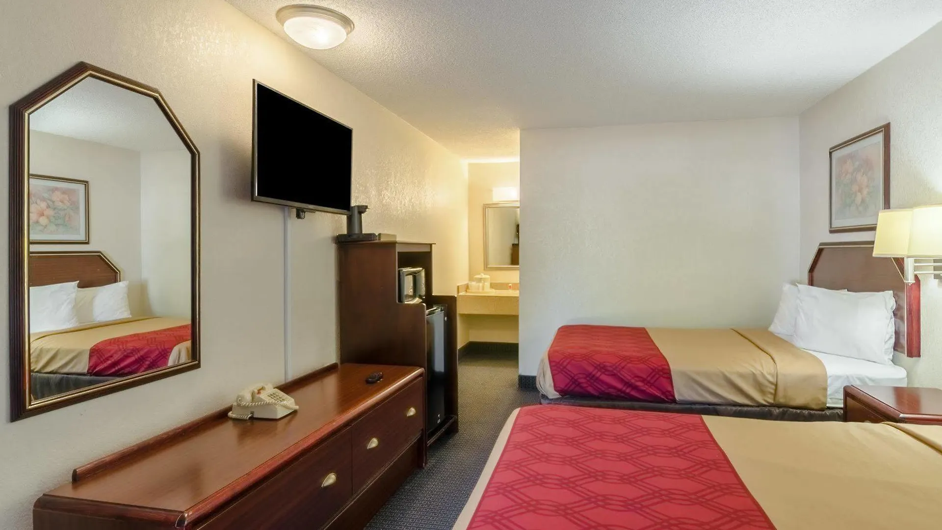 Econo Lodge Historic Area Williamsburg